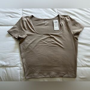 NWT Seamless fabric square-neck hollister baby tee